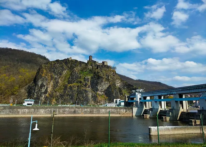 アパート Olsinky